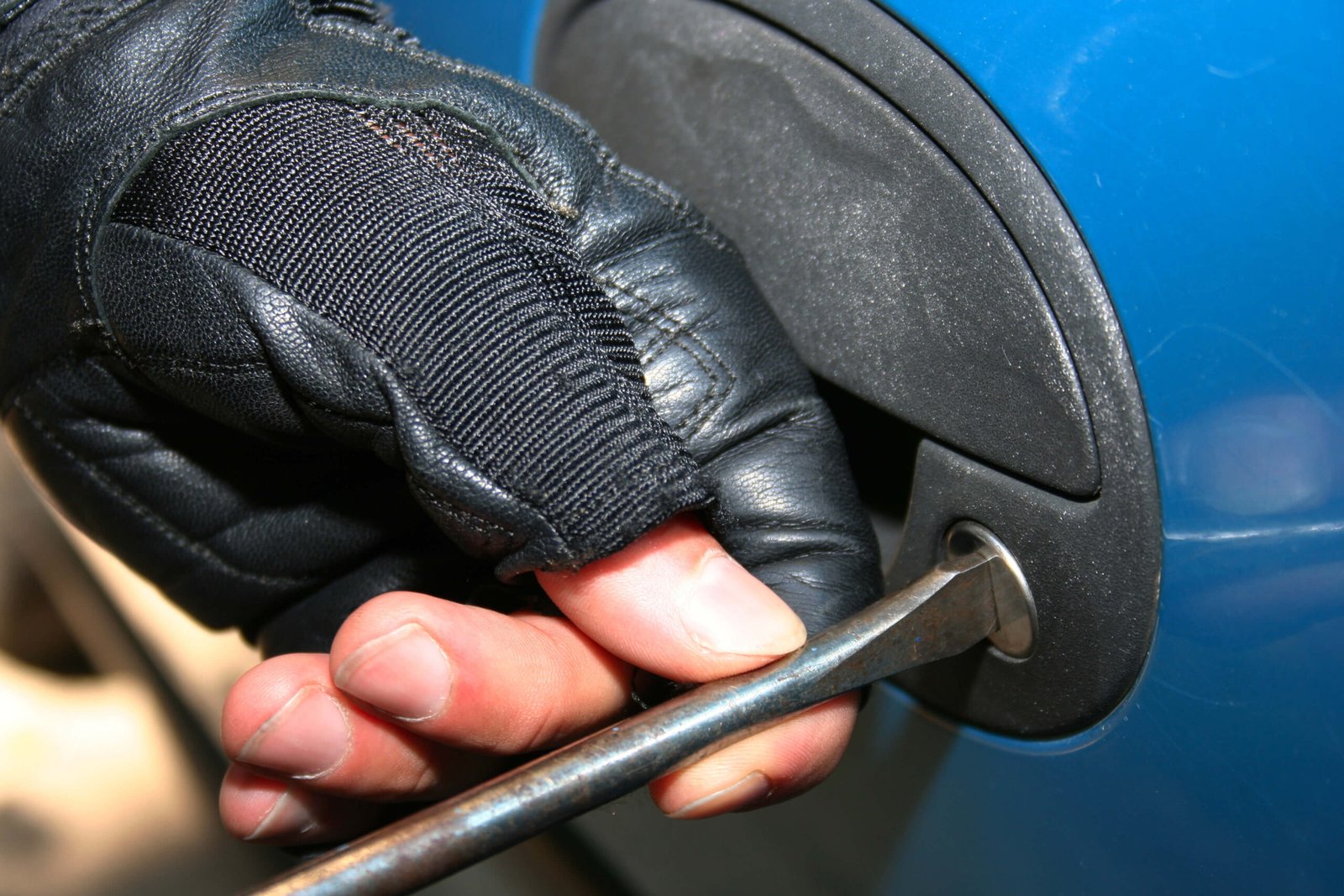Car buyers need to be especially careful: thieves use unprecedented methods