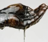 Engine oil viscosity: the risks everyone should know