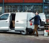 The first electric minibus “Citroën ë-Jumpy” makes its debut.