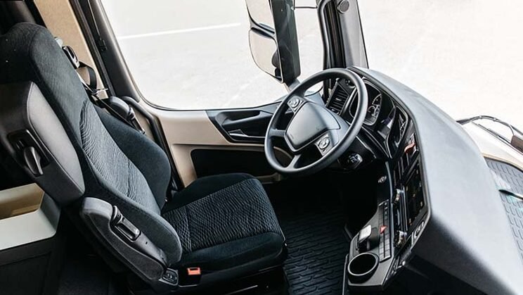 A new trend: the lack of drivers is driving the popularity of commercial transportation